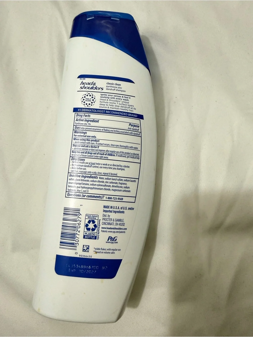 Head & Shoulders Classic Clean Daily Shampoo - Blue & White Bottle - Picture 2 of 3
